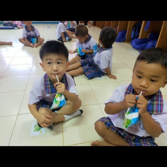 "กิจกรรมวันดื่มนมโลก World Milk Day" วันที่ 4 มิถุนายน 2567 ศูนย์พัฒนาเด็กเล็กเทศบาลตำบลเมืองยาวจัดกิจกรรมวันดื่มนมโลก