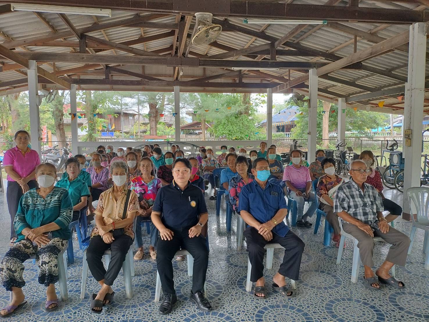 คณะกรรมการกองทุนหลักประกันสุขภาพได้ออกติดตามการดำเนินโครงการป้องกันและดูแลสุขภาพจากฝุ่นละอองขนาดไม่เกิน 2.5 ไมครอน(PM 2.5) ประจำปีงบประมาณ 2568 หมู่ 14 บ้านสันกำแพงใต้